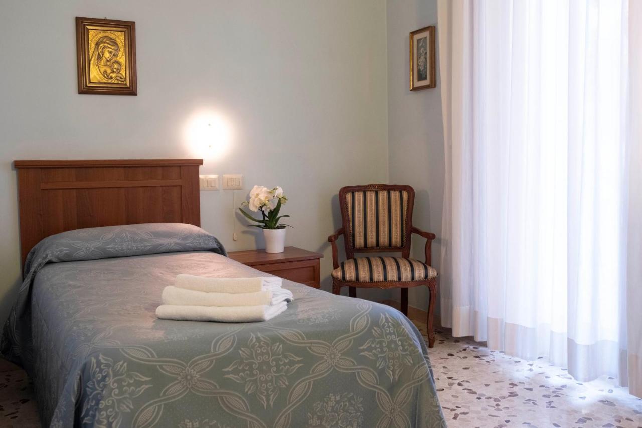 Villa Fatima, Casa Per Ferie Ρώμη Εξωτερικό φωτογραφία